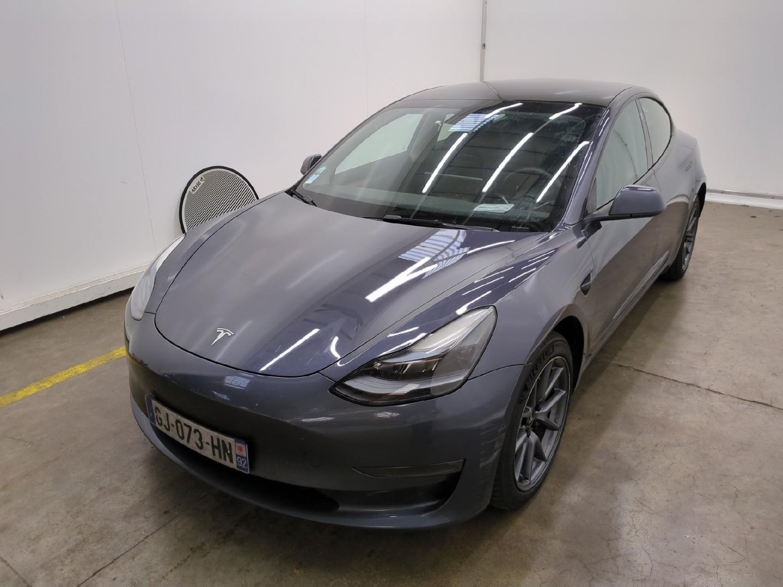 
								Tesla Model 3 Long Range Dual Motor Pano LED-Xenon ACC Navi Leather KeylessGo Camera Klima PDC … full									
