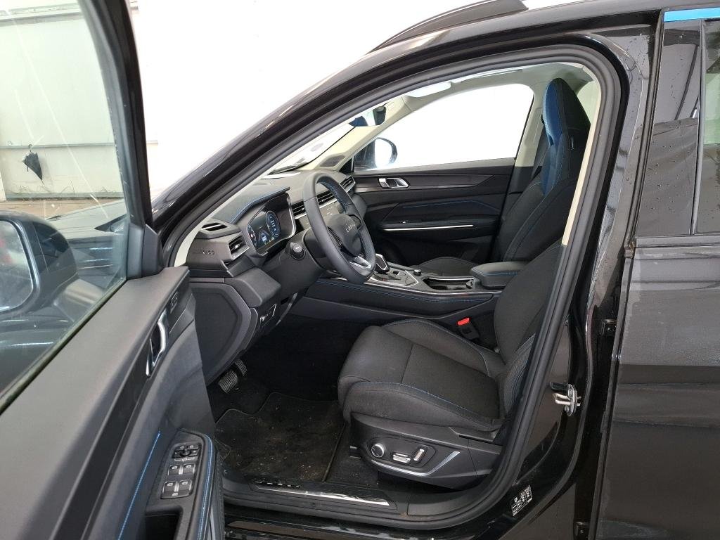 
								Lynk and Co 01 2020 SUV 1.5 261ch 01 Hybride Rechargeable full									