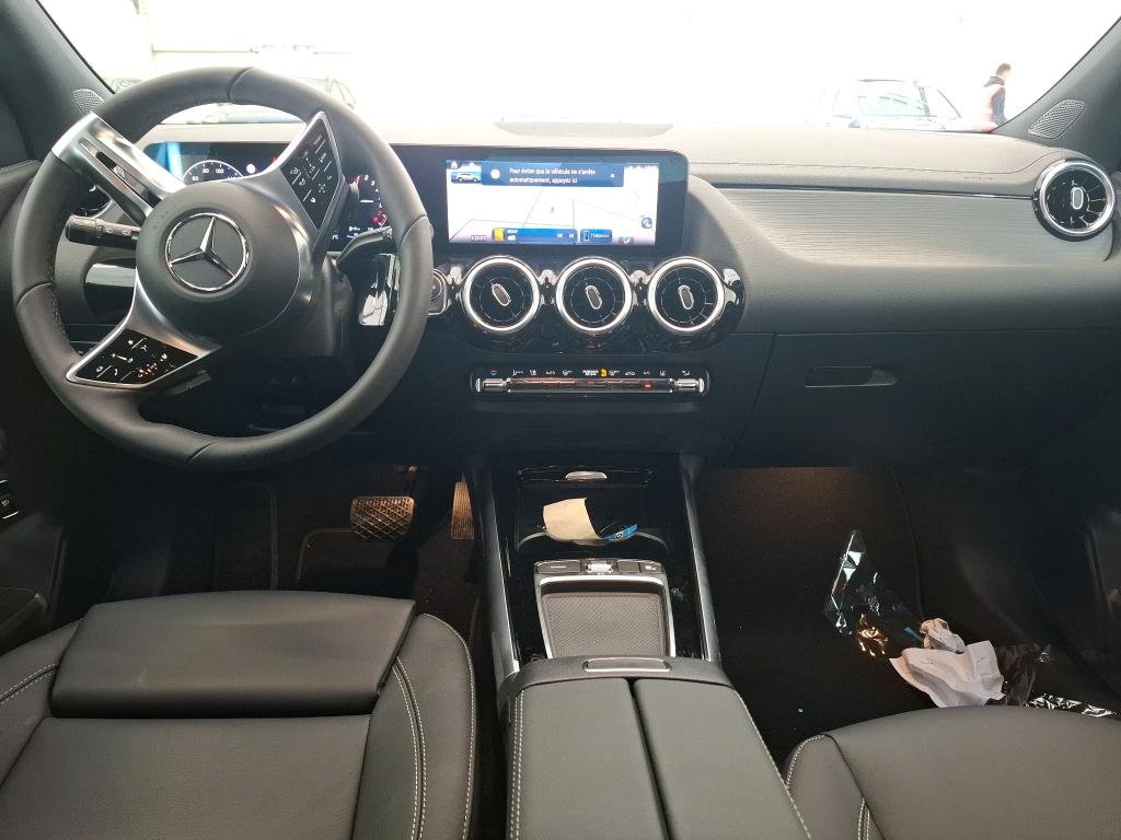 
								Mercedes-Benz GLA 250 e Hybrid EQ Business Line full									