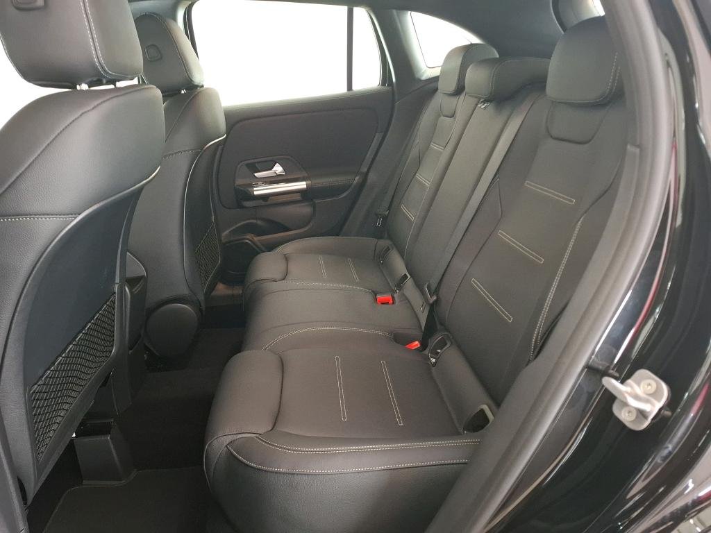 
								Mercedes-Benz GLA 250 e Hybrid EQ Business Line full									