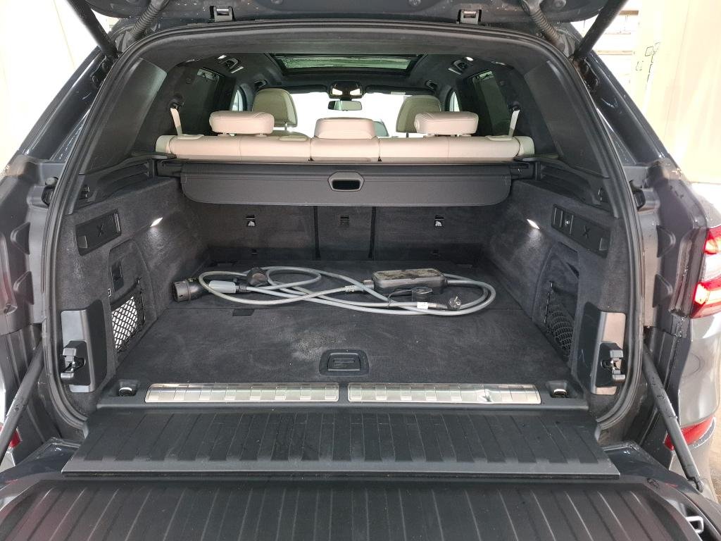 
								BMW X5 xDrive 45e 394ch M Sport BVA8 Hybride full									