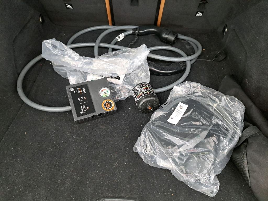 
								BMW i4 Gran Coupe M50 81 kWh BVA full									