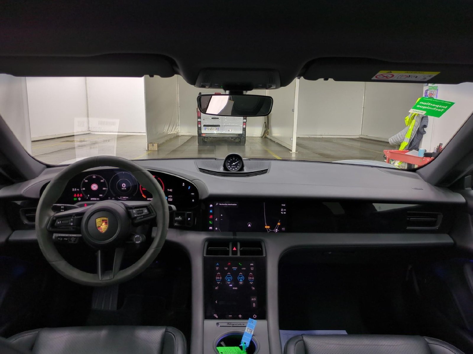 
								Porsche Taycan 79kWh BVA full									