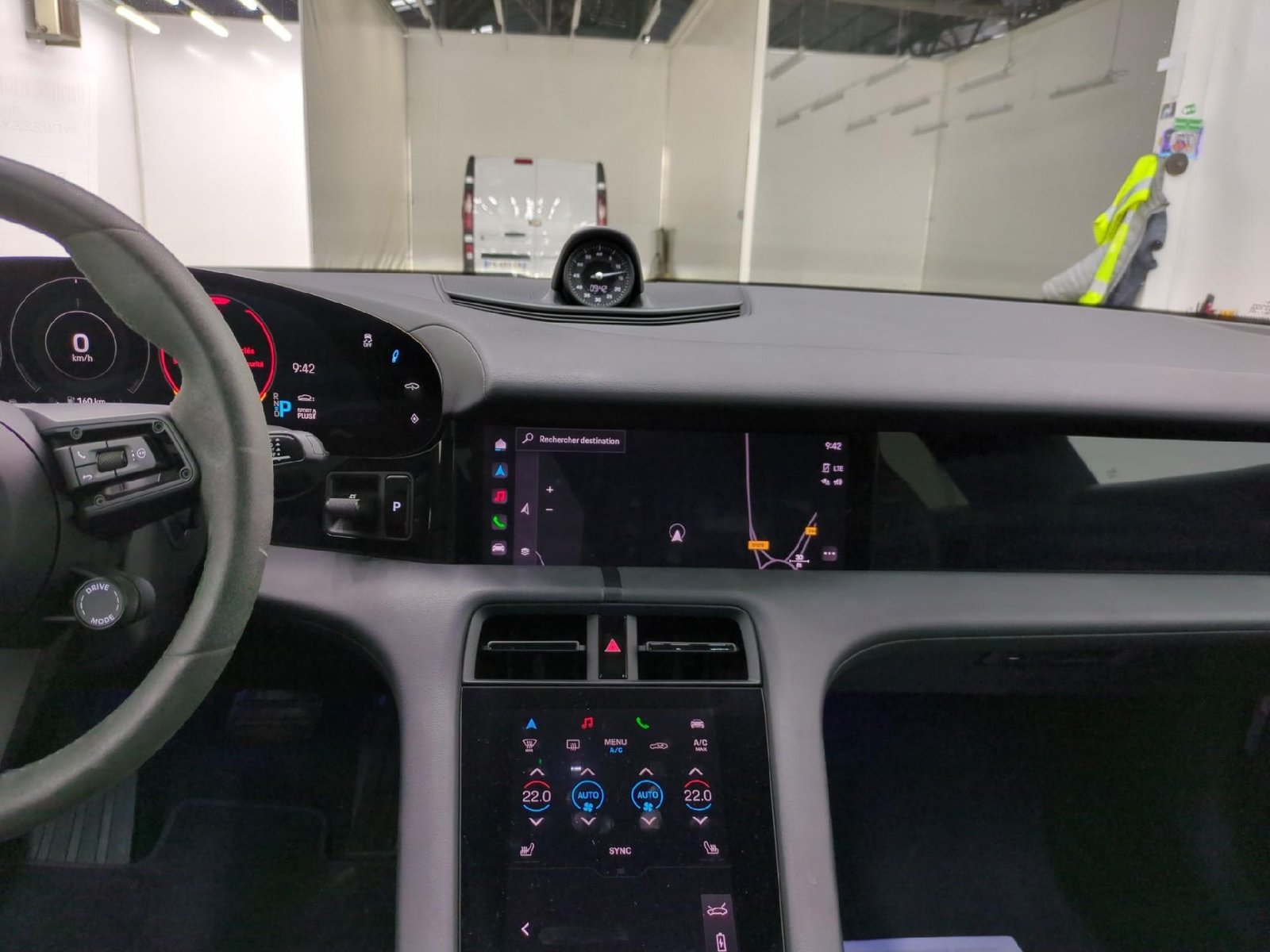 
								Porsche Taycan 79kWh BVA full									