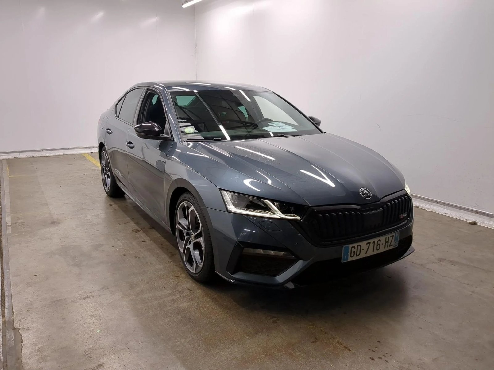 
								Skoda Octavia RS 2.0 TDI 200CV BVA7 E6d full									