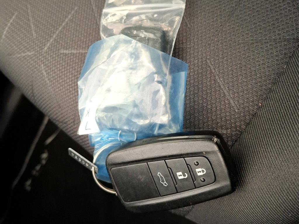 
								TOYOTA RAV4 Hybride Hybride 2WD Dynamic Business full									