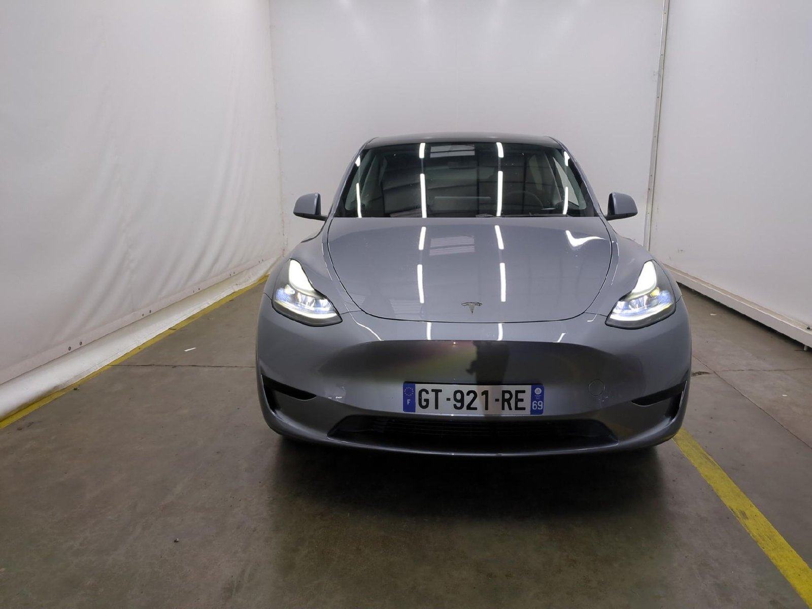 
								Tesla Model Y RWD 2024 full									