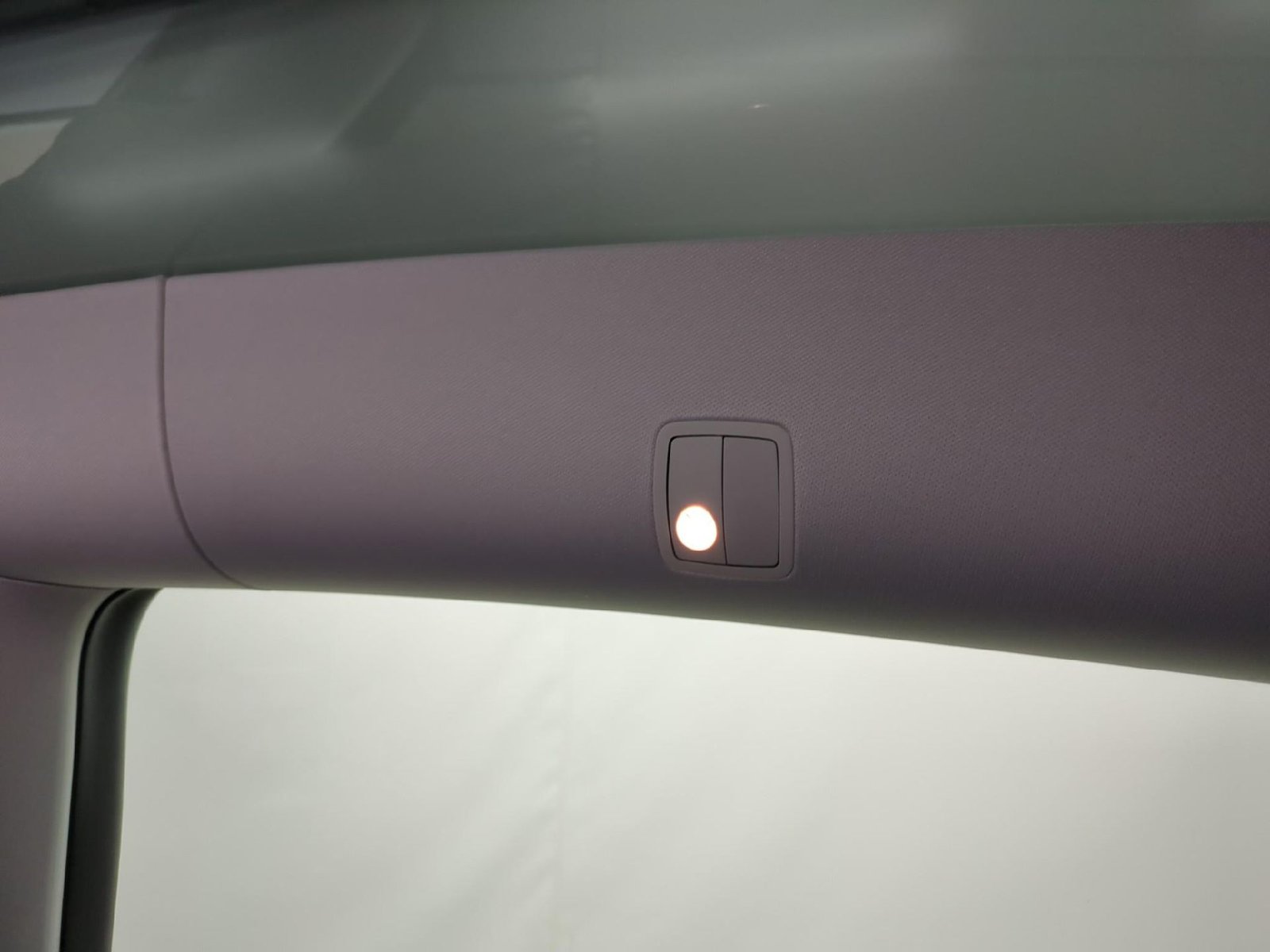 
								Tesla Model Y RWD 2024 full									