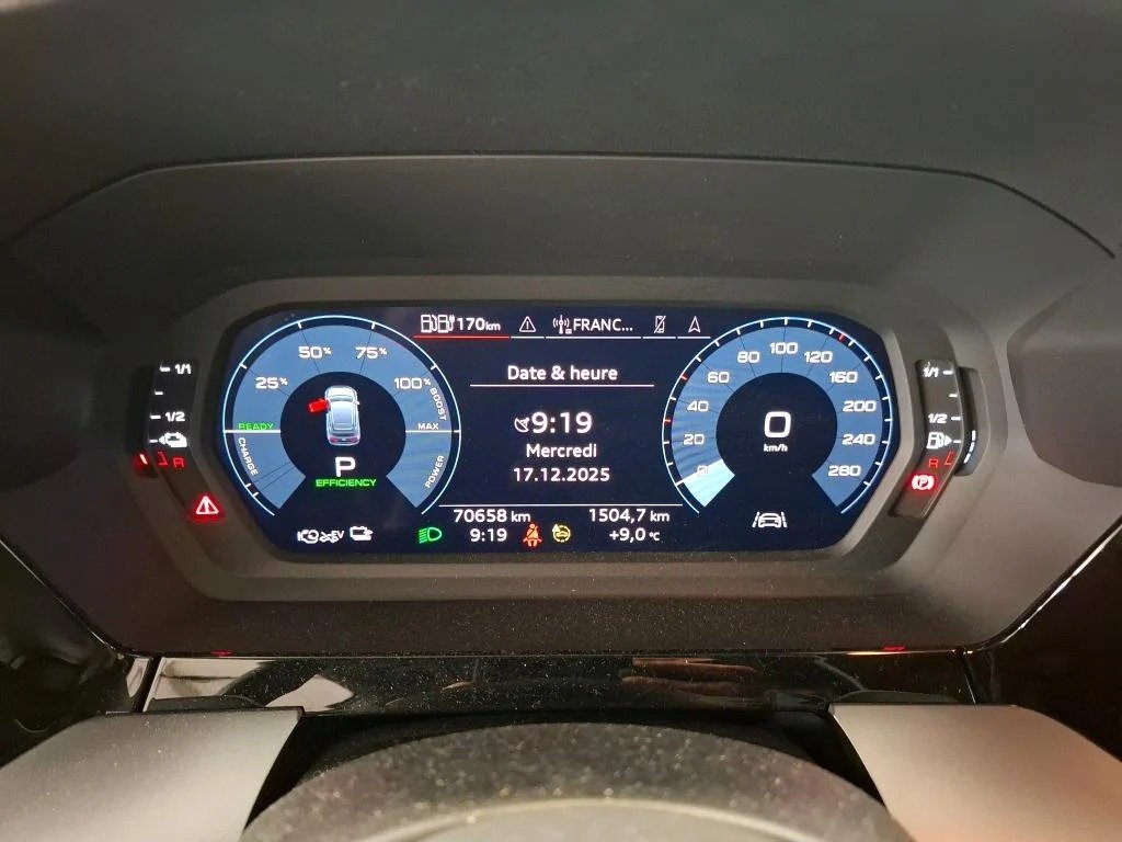 
								AUDI A3 Sportback 40 TFSI e 204 S Tronic Business Line full									