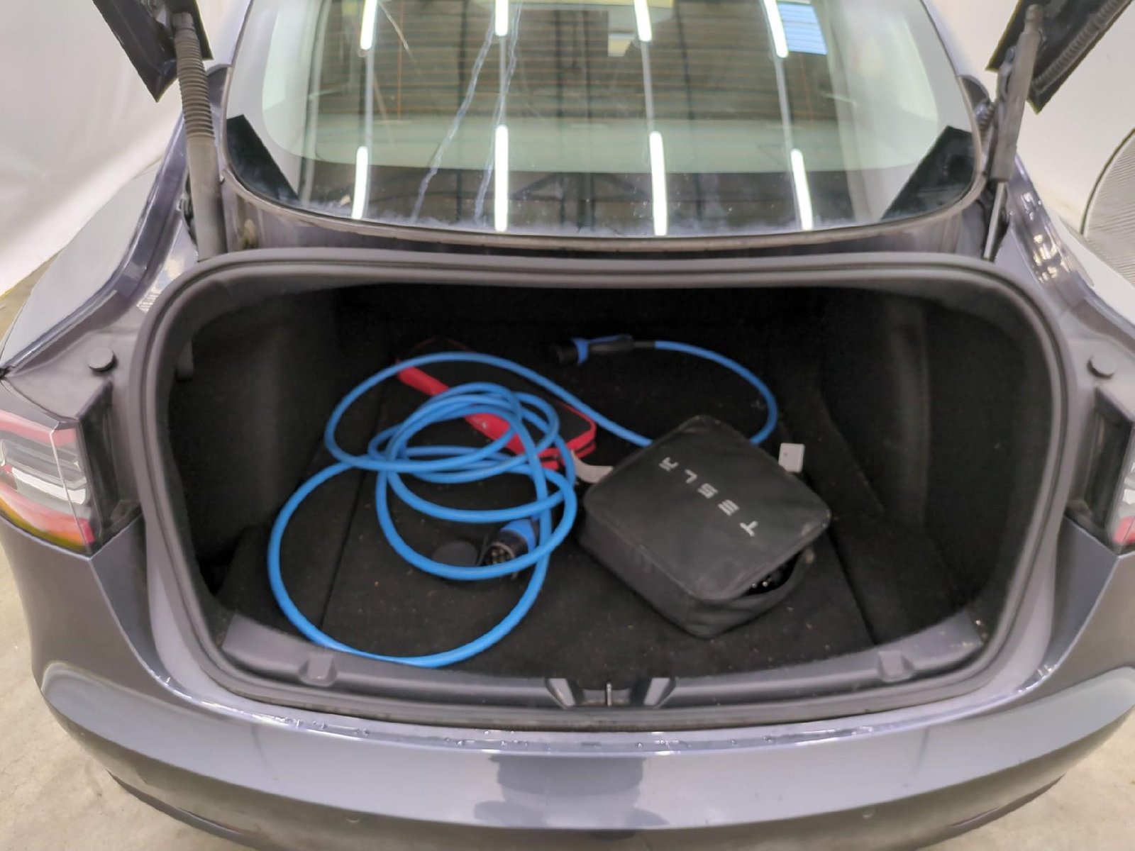 
								Tesla Model 3 Long Range Dual Motor Pano LED-Xenon ACC Navi Leather KeylessGo Camera Klima PDC … full									