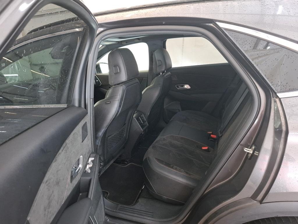 
								DS DS 7 Crossback / 2017 / 5P / SUV E-TENSE 225 PERFORMANCE Line + full									