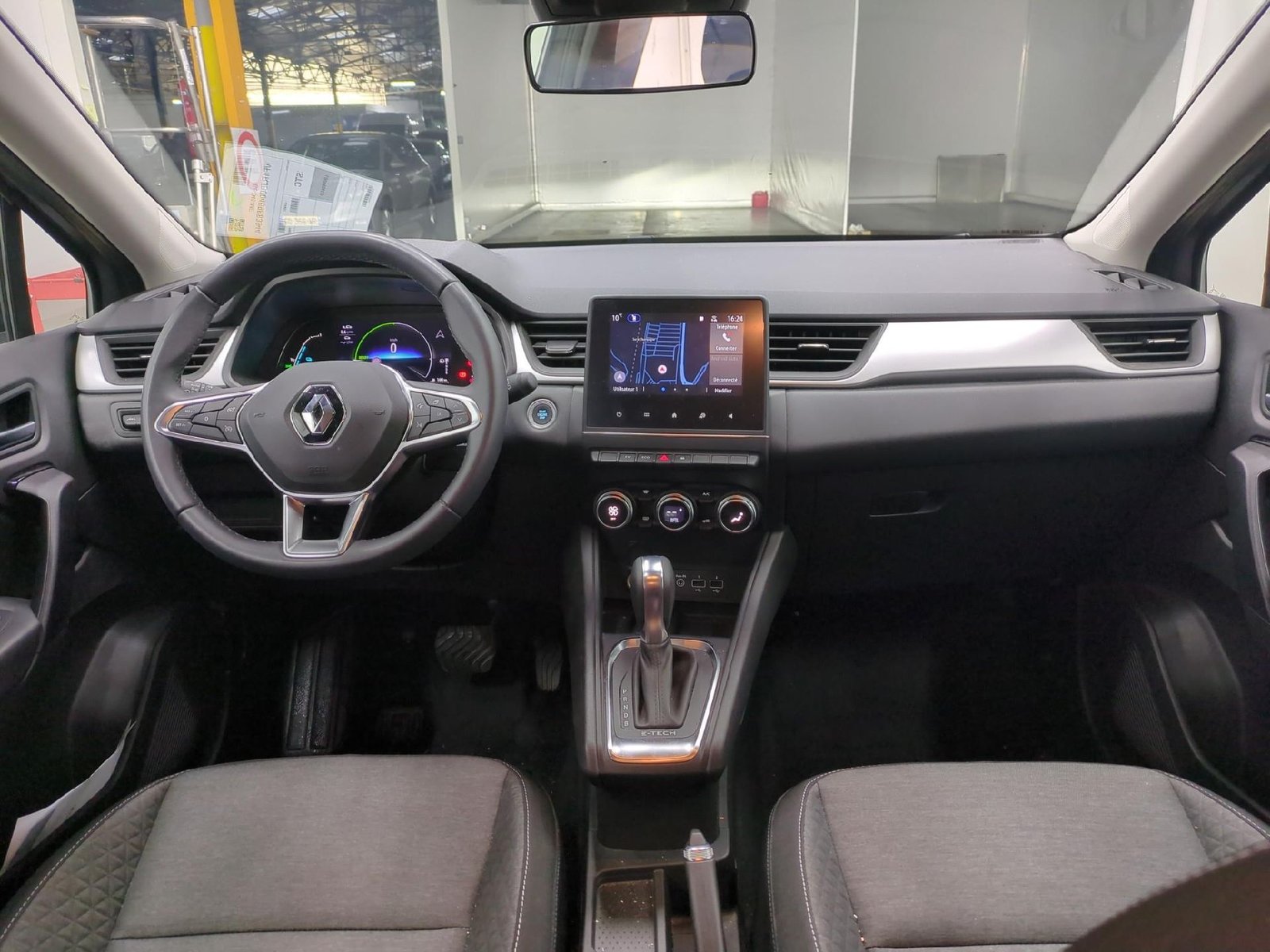
								Renault Captur II Evolution 1.6 E-TECH Hybrid 145CV BVA6 E6d full									