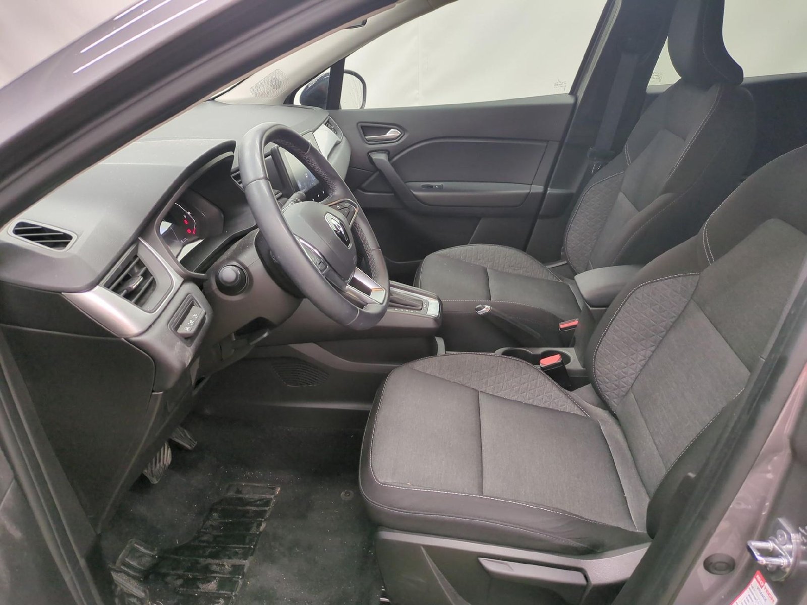 
								Renault Captur II Evolution 1.6 E-TECH Hybrid 145CV BVA6 E6d full									