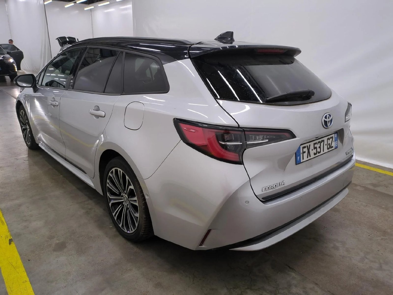 
								Toyota Corolla Touring Sports Break Hybride 122h Collection full									
