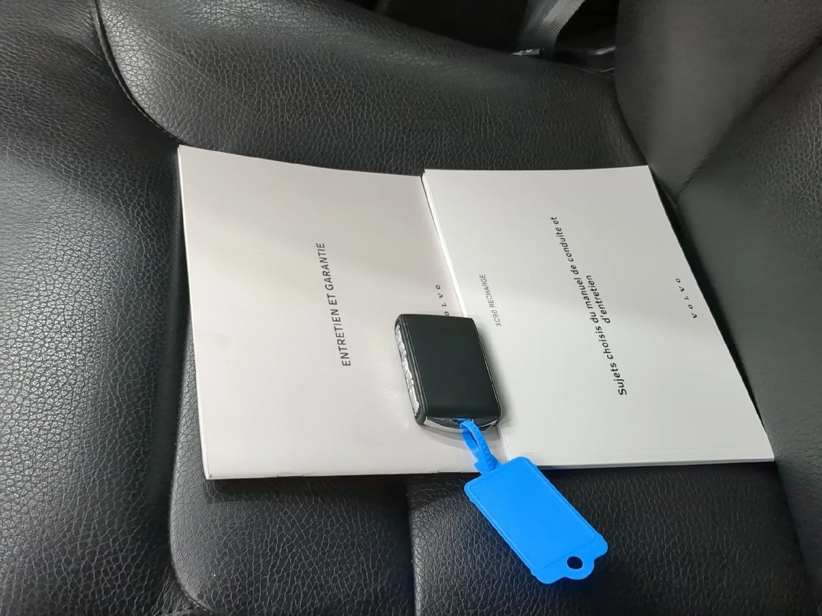 
								Volvo XC90 T8 AWD GT 8 Start full									