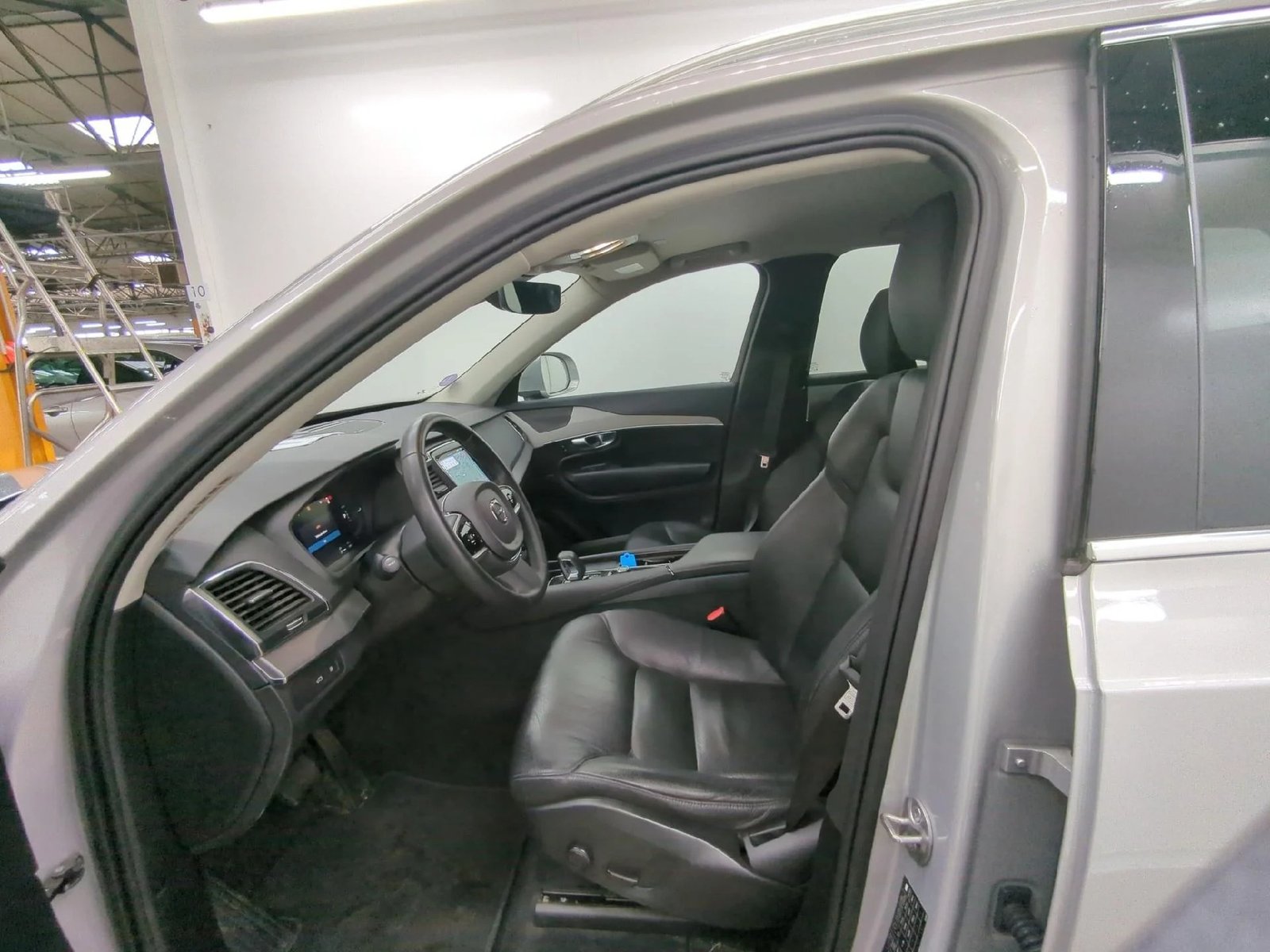 
								Volvo XC90 T8 AWD GT 8 Start full									