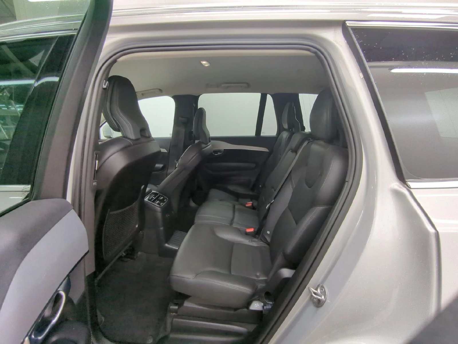 
								Volvo XC90 T8 AWD GT 8 Start full									