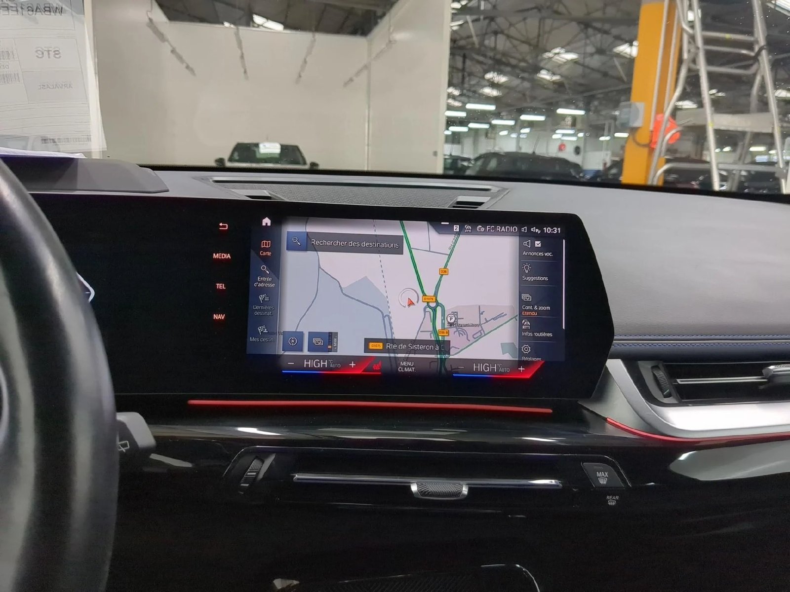 
								BMW X1 2.0i xDrive23i M-Sport full									