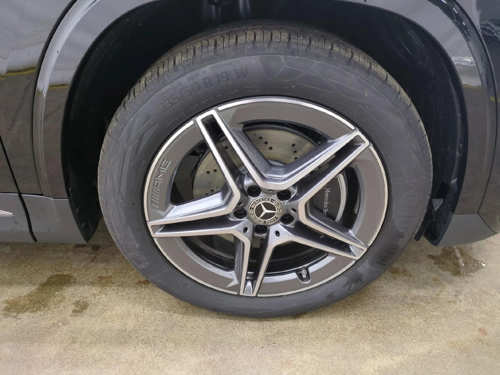 
								Mercedes-Benz GLA 180 d AMG Line DCT  full									