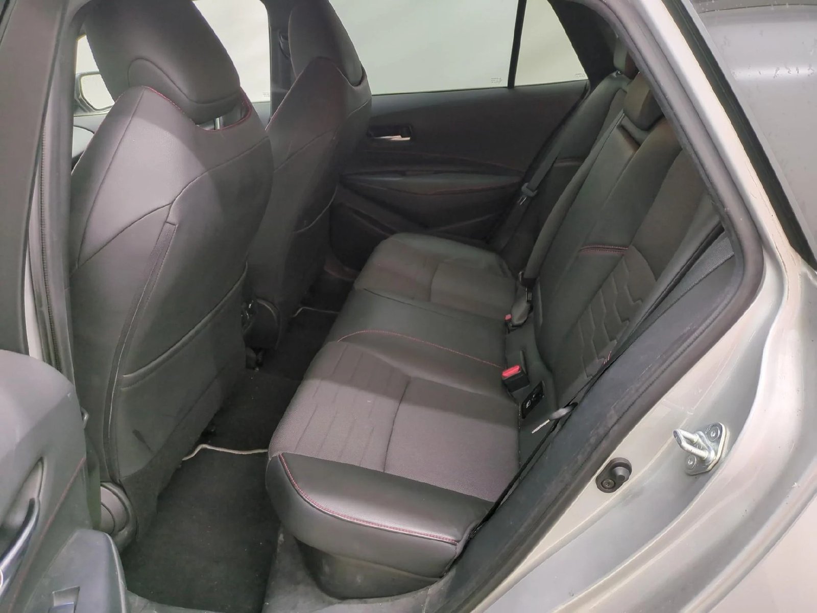 
								Toyota Corolla Touring Sports Break Hybride 122h Collection full									