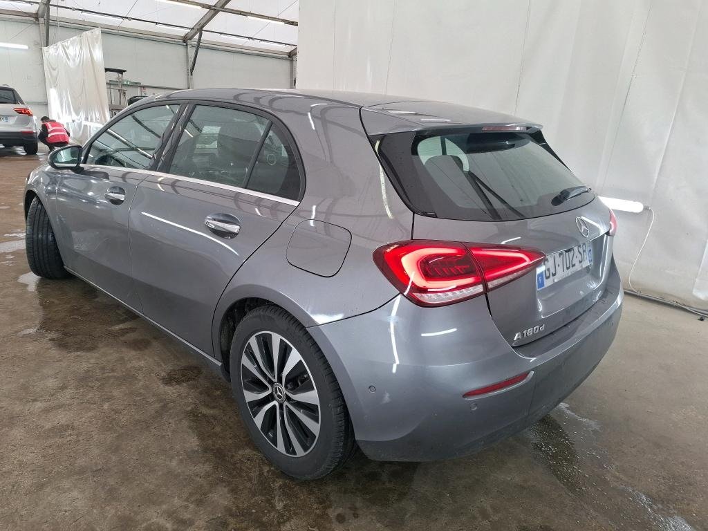 
								Mercedes-Benz Classe A 180 d Business Line full									