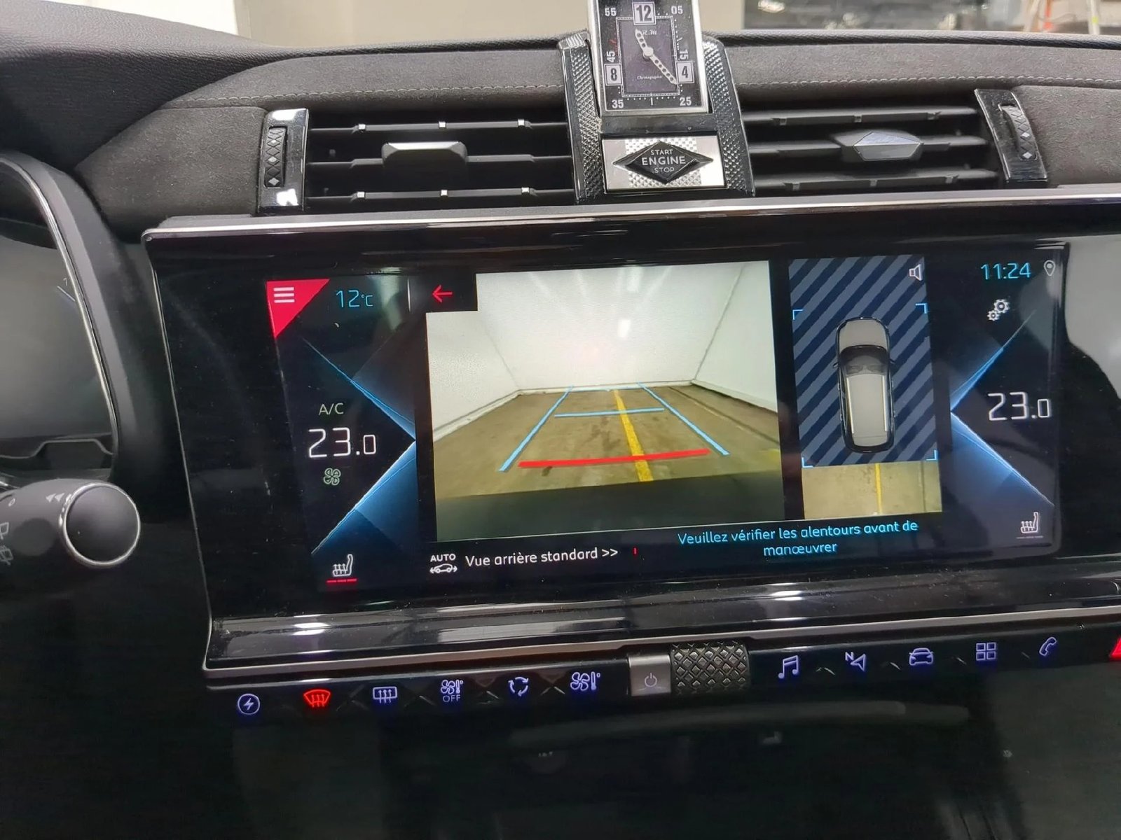 
								DS Automobiles DS 7 Crossback SUV E-TENSE 225 PERFORMANCE Line + full									