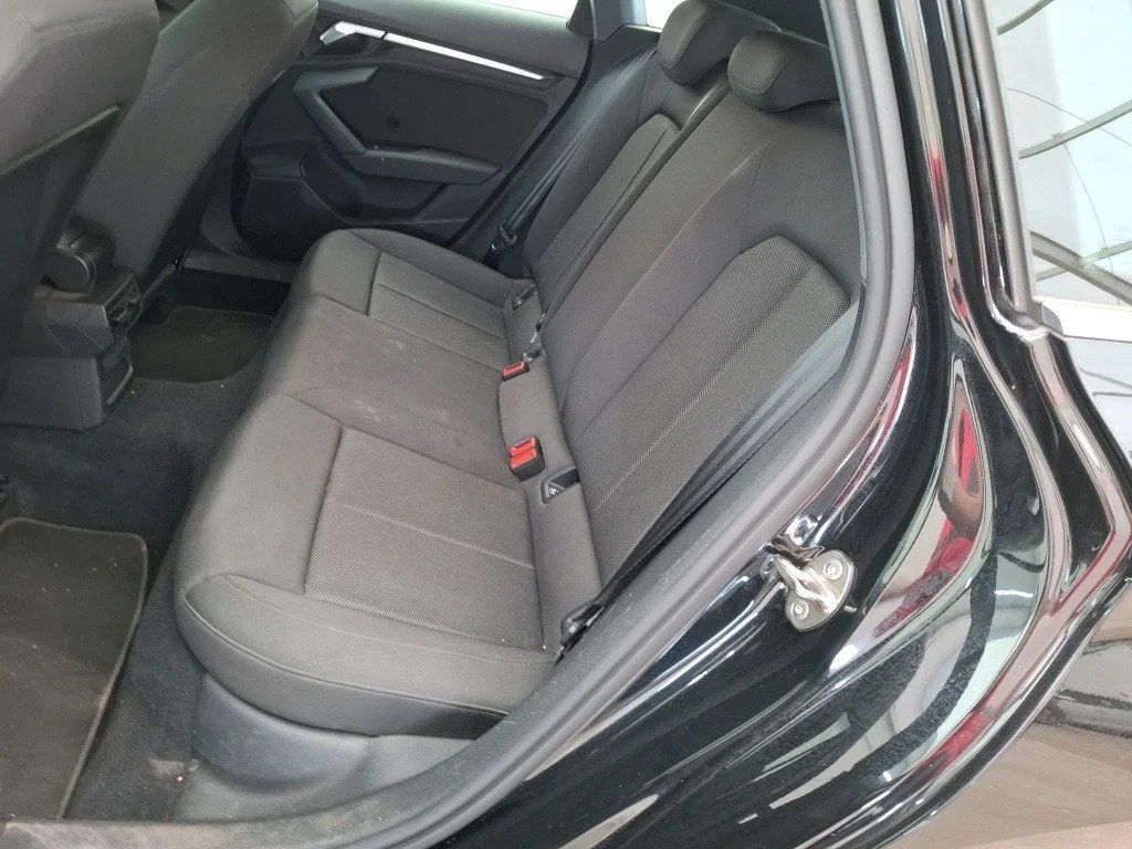 
								Audi A3 Sportback 30 TDI Business Line 2.0 TDI 115CV BVA7 E6d full									