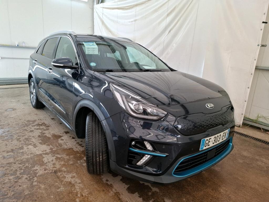 
								Kia Niro e-Niro Design 64kWh BVA full									