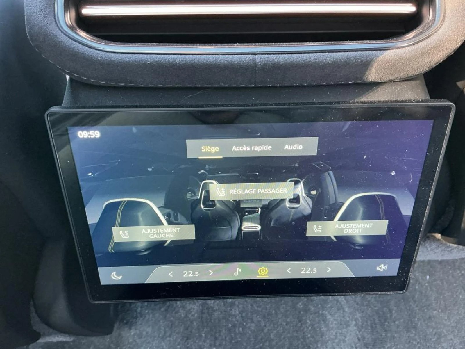 
								Lotus Eletre Elektro 612hp full									