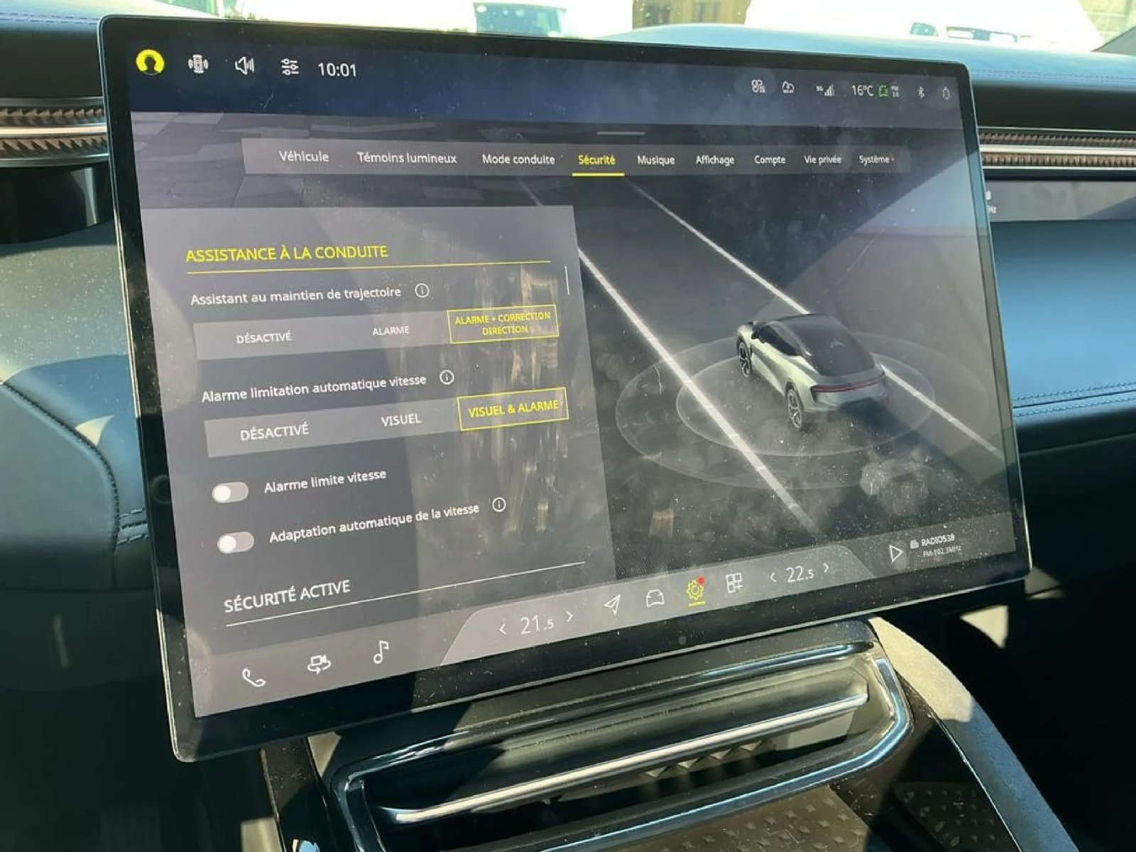 
								Lotus Eletre Elektro 612hp full									