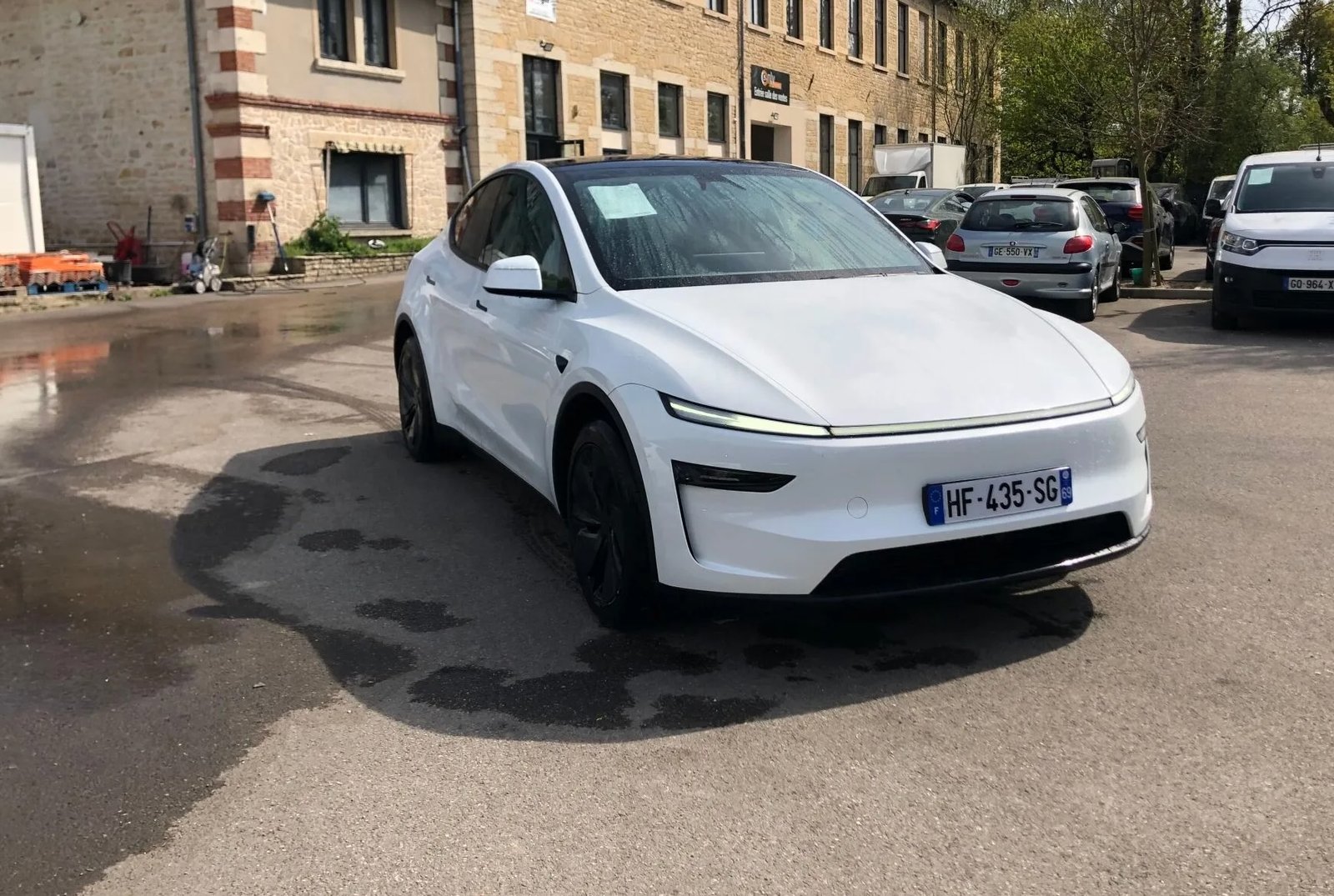 
								TESLA Model Y Long Range Propulsion RWD full									