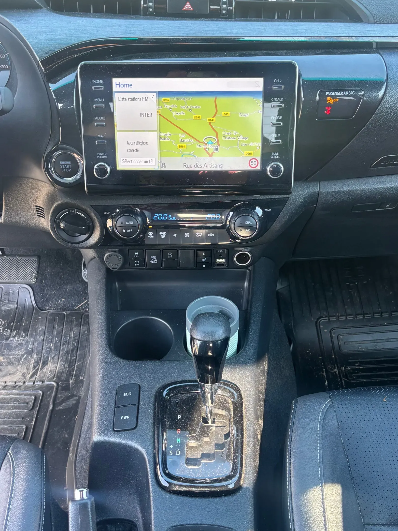 
								TOYOTA HILUX PH2 2,8 D4D CABINE DOUBLE 204 CV full									