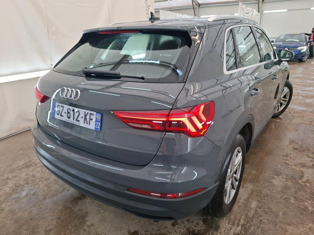 
								Audi Q3 1.5 35 TFSI Executive Aut. full									