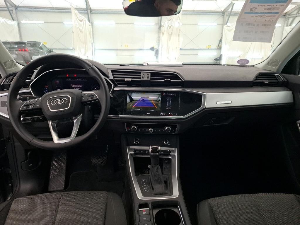 
								Audi Q3 1.5 35 TFSI Executive Aut. full									