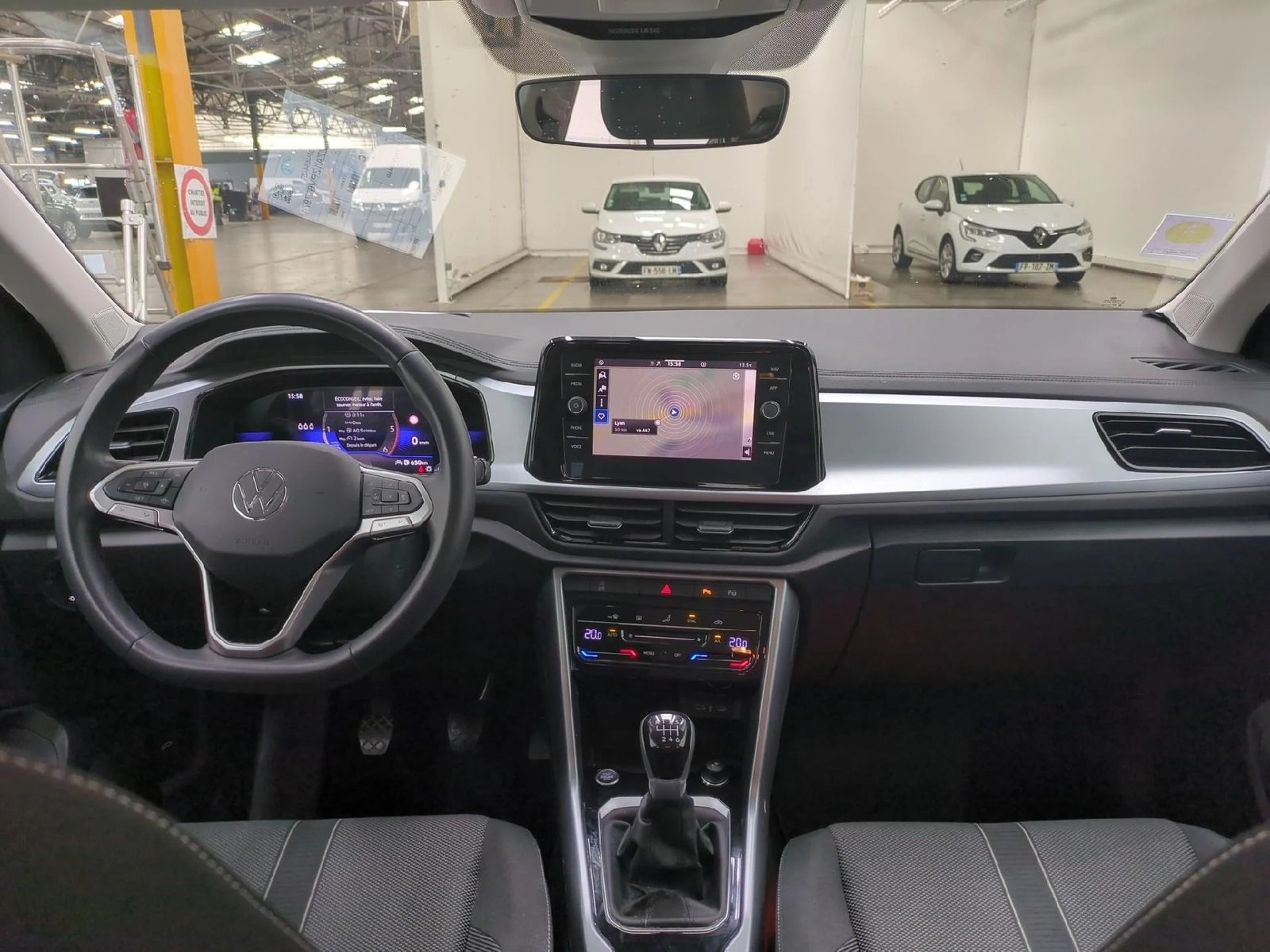 
								VOLKSWAGEN T-Roc / 5P / SUV 2.0 TDI 116 LIFE PLUS full									