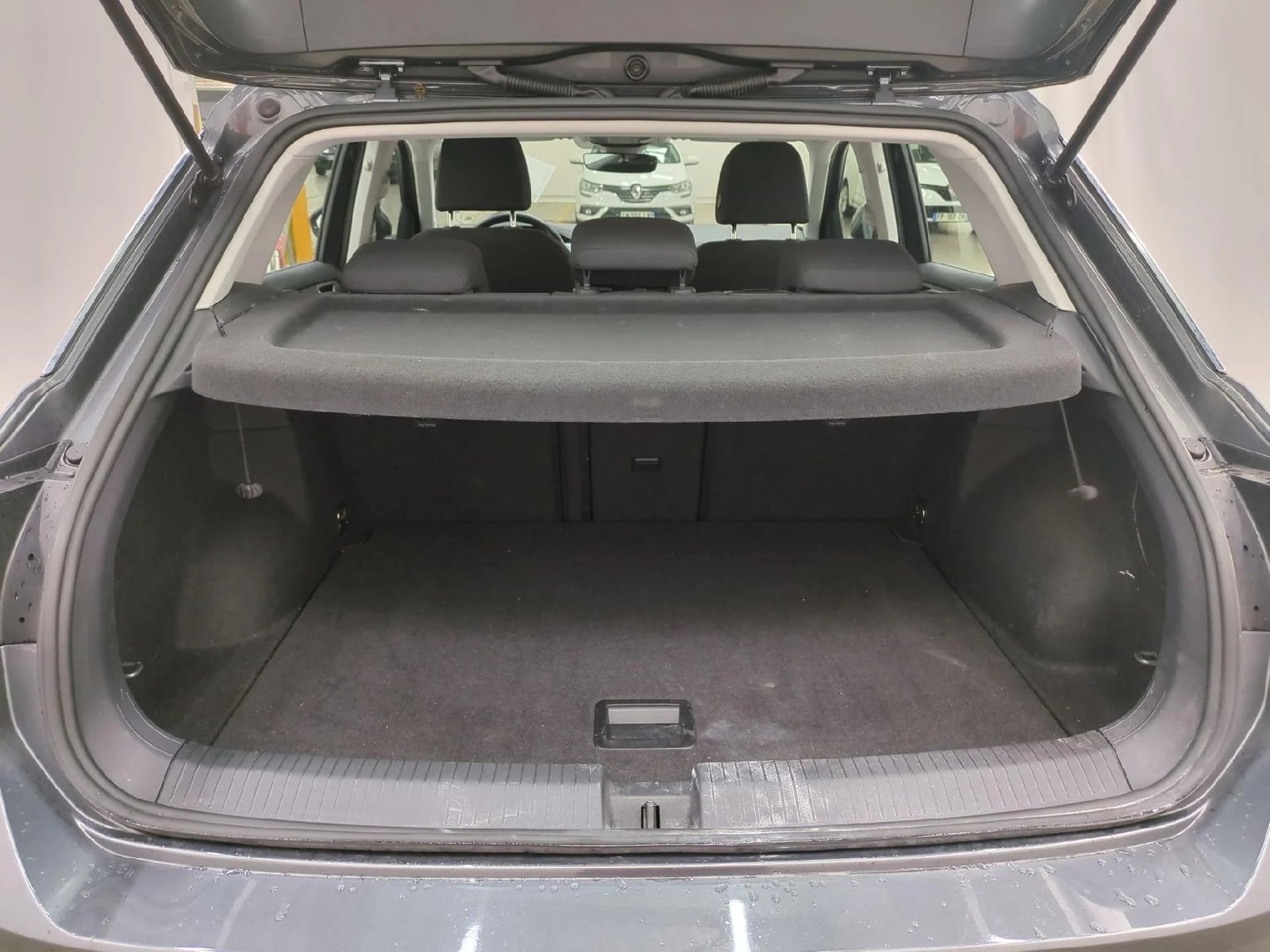 
								VOLKSWAGEN T-Roc / 5P / SUV 2.0 TDI 116 LIFE PLUS full									