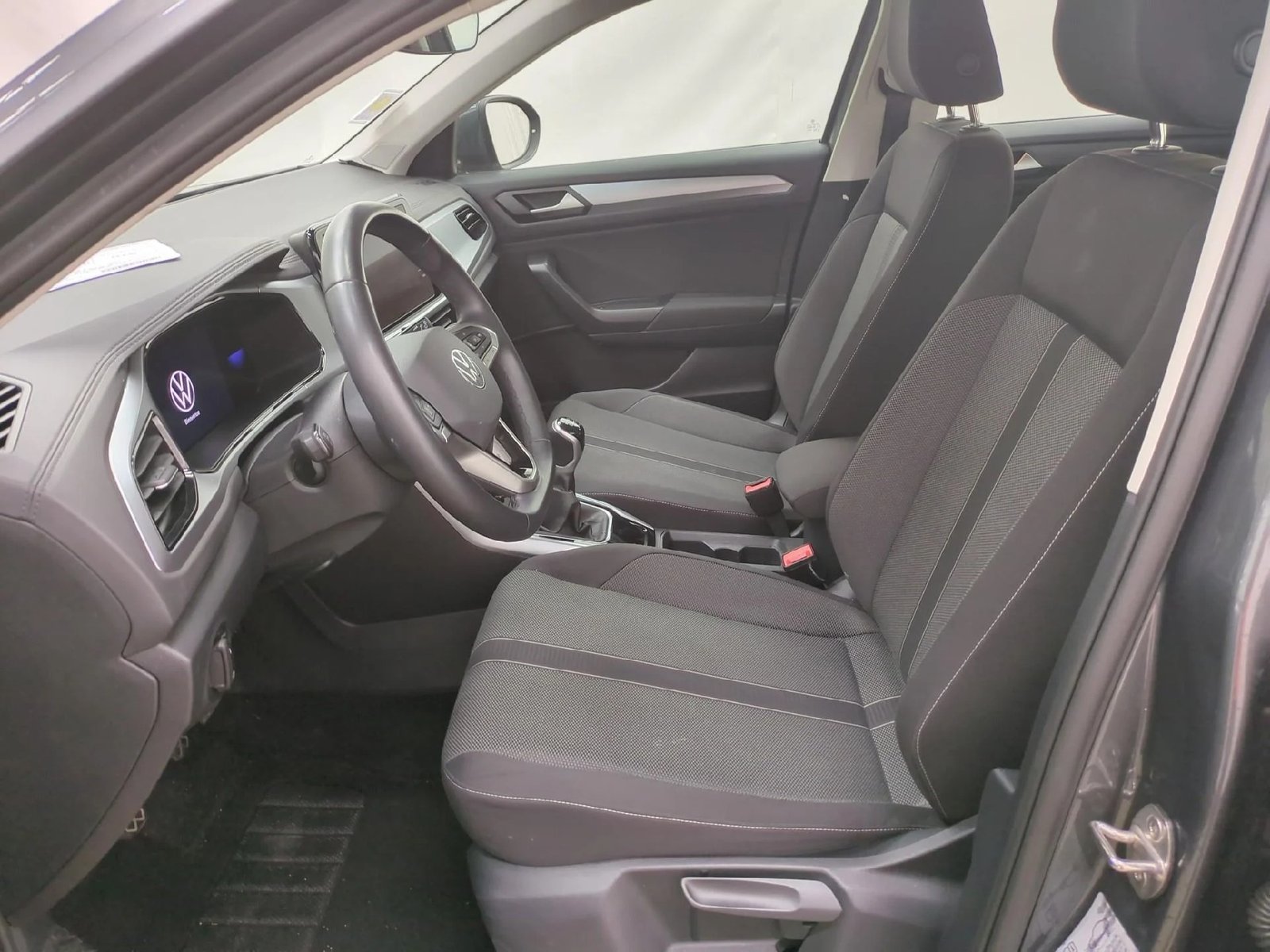 
								VOLKSWAGEN T-Roc / 5P / SUV 2.0 TDI 116 LIFE PLUS full									