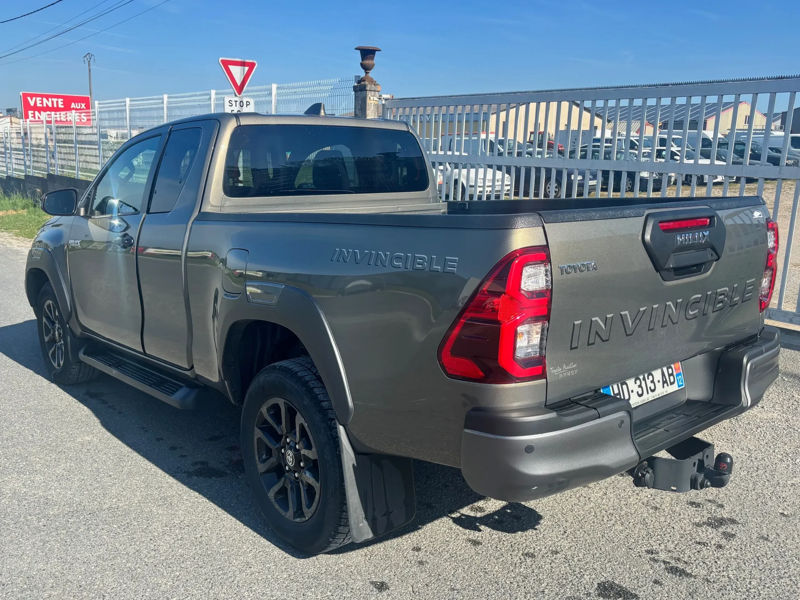 
								TOYOTA HILUX PH2 2,8 D4D CABINE DOUBLE 204 CV full									